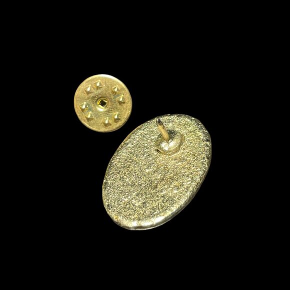 Gold Tone Metal Pineapple Fruit Brooch Pin Vintage - Picture 4 of 4